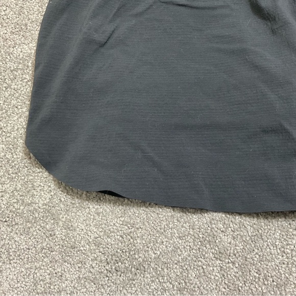 ATHLETA TREKKIE CREST 2 IN 1 SHORTIE Size 4 Black - Picture 6 of 8